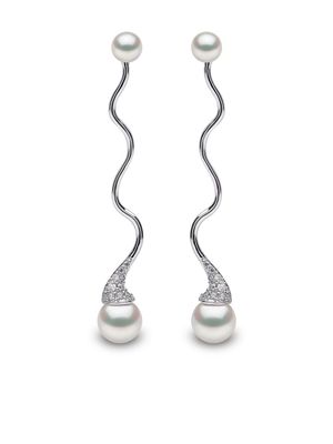 Yoko London boucles d'oreilles Sleek en or blanc 18ct ornées de diamants et de perles d'Akoya - Argent