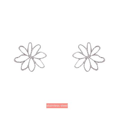 Day&Eve Oorbellen Flower | Zilver