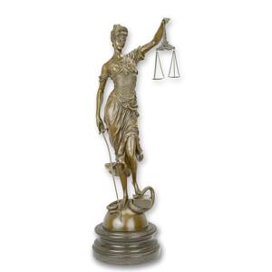 BRONZEN BEELD VAN VROUWE JUSTITIA hoogte 62 cm