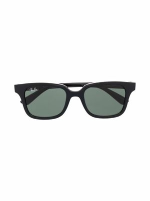 RAY-BAN JUNIOR lunettes de soleil RB9071S à monture carrée - Noir