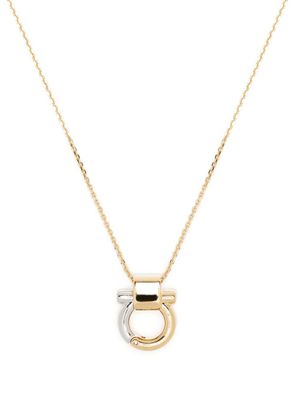 Ferragamo collier bicolore à pendentif Gancio
