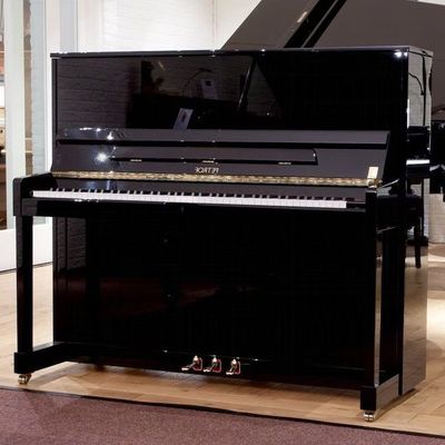 Petrof P 125 M1 801 messing piano