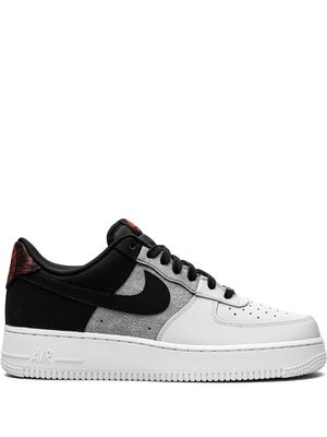 Nike baskets Air Force 1 07 LV8 - Noir