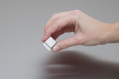 Maul Neodymium magneet neu (b x h x d) 20 x 20 x 20 mm Dobbelsteen Zilver 1 stuk(s) 6169496