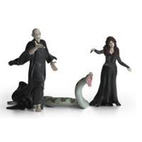 schleich WIZARDING WORLD Heer Voldemort met Nagini en Bellatrix van Detta 42684 schleich WIZARDING WORLD Heer Voldemort met Nagini en Bellatrix van Detta 42684