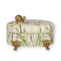 A BRASS MOUNTED PORCELAIN JEWEL-BOX A BRASS MOUNTED PORCELAIN JEWEL-BOX