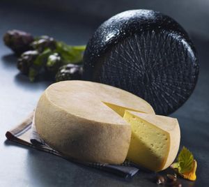 4,2kg Tomme des Pyrénées