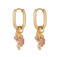 Gouden oorbellen met roze kralen