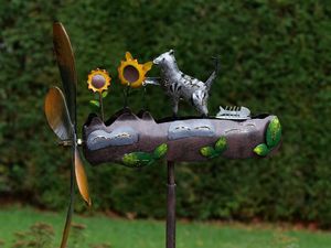 Tuinsteker windmolen Kat met bloemen