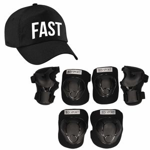 Set van valbescherming voor kinderen maat S / 4 tot 5 jaar met een stoere FAST pet zwart