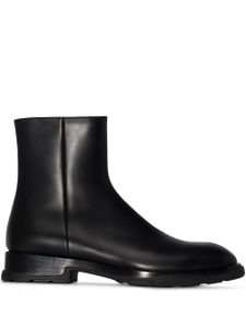 Alexander McQueen bottines à fermeture zippée - Noir