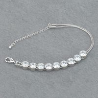 Zilverkleurige armband van Yolora - thumbnail