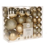 46x stuks kunststof kerstballen champagne 4, 6 en 8 cm