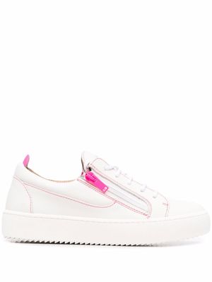 Giuseppe Zanotti baskets Gail à empiècements contrastants - Blanc
