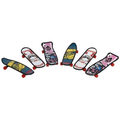 Gerimport Vinger skateboard - 6x stuks - grafische print - 10 x 3 cm - uitdeel cadeau