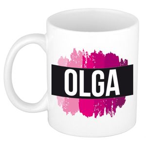 Naam cadeau mok / beker Olga met roze verfstrepen 300 ml