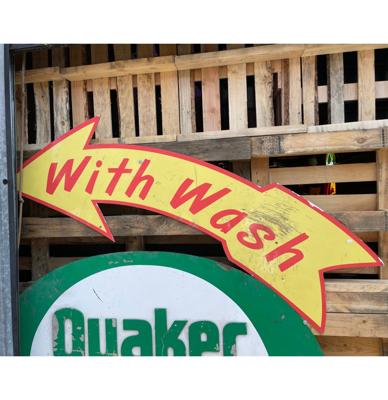 With Wash Pijl Origineel Bord Gebruikt 180 x 60 cm With Wash Pijl Origineel Bord Gebruikt 180 x 60 cm