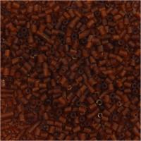https://www.cchobby.nl/rocailles-2-cut-d-1-7-mm-afm-15-0-gatgrootte-0-5-mm-bruin-25-gr-1-doos