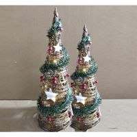 LED kegels/piramide kerstboom lampen - set van 2x - 40 en 60 cm -rotan -met licht - thumbnail