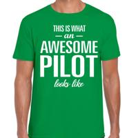 Cadeau T-shirt voor heren - groen - this is what an awesome pilot looks like - verjaardag - beroep