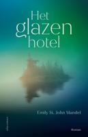 Het glazen hotel (Paperback) Het glazen hotel (Paperback)