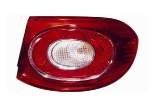 ACHTERLICHT buiten R 5745932