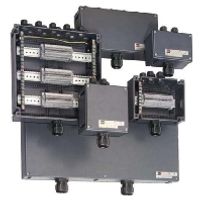 8146/1061  - Flush mounted terminal box 8146/1061