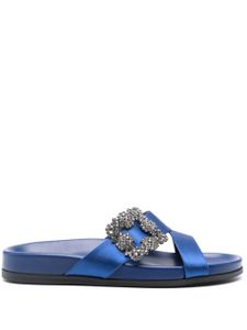 Manolo Blahnik Chilanghi buckled satin slippers - Bleu