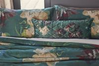 Beddinghouse Beddinghouse x Van Gogh Peonies Cushion Green 40x60 cm sierkussen