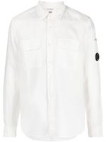 C.P. Company chemise à patch logo - Blanc