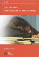 Omgaan met chronische vermoeidheid (Paperback)