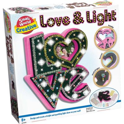 Brandunit Love en light, ontwerp je eigen licht show voor aan je muur