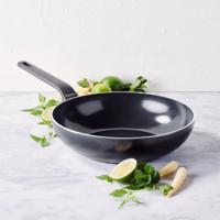 Bk Essece wok met keramische antikleeflaag 28 cm - thumbnail