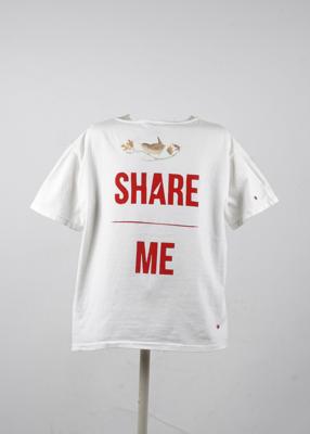 "Share Me" White T-Shirt in size M - BOAS Special Edition