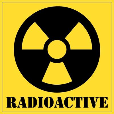 Radioactive gevaren sticker - 5x - 10 x 10 cm - Halloween/horror decoratie - versiering