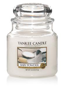Yankee Candle Geurkaars Medium Baby Powder - 13 cm / ø 11 cm