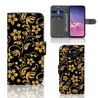 Samsung Galaxy S10e Hoesje Gouden Bloemen