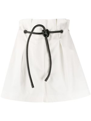 3.1 Phillip Lim short à taille haute froncée - Blanc 3.1 Phillip Lim short à taille haute froncée - Blanc