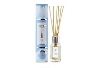 Fresh Linen Cadeauset Geurstokjes met verstuiver , roomspray en geurkaars