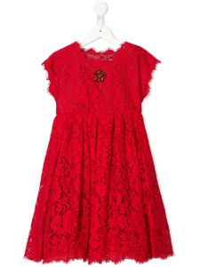 Dolce & Gabbana Kids robe en dentelle fleurie à détail de fleur en cristal - Rouge