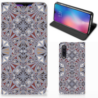 Xiaomi Mi 9 Standcase Flower Tiles - thumbnail