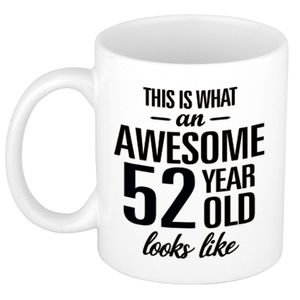 Awesome 52 year cadeau mok / beker 300 ml