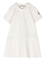 Moncler Enfant robe plissée à col polo - Blanc