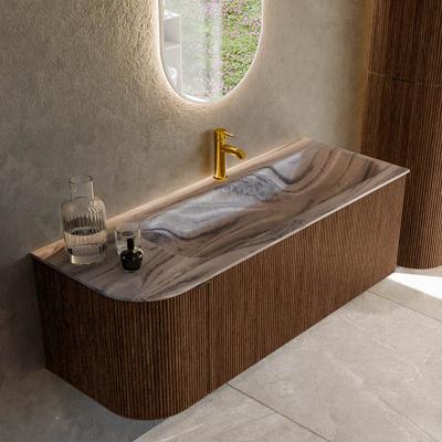 Badmeubel Mondiaz Kurve-Dlux | 125 cm | Meubelkleur Walnut | Wastafelkleur Sombra | Solid surface | Wasbak rechter zijde spoelbak | 1 kraangat
