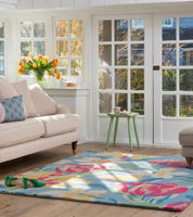 Laura Ashley - Tulips-China Blue 82208 - 140x200 cm Vloerkleed