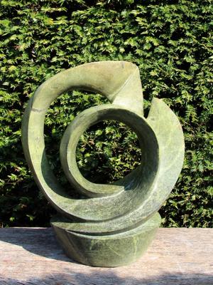 Beeld natuursteen Gracious, 47 cm
