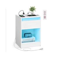 Nachtkastje met verstelbare ledverlichting en stopcontacten, wolkenwit