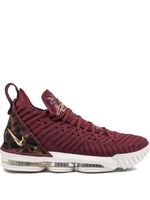 Nike baskets LeBron 16 - Rouge