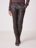 Zachte leren broek met elastische tailleband