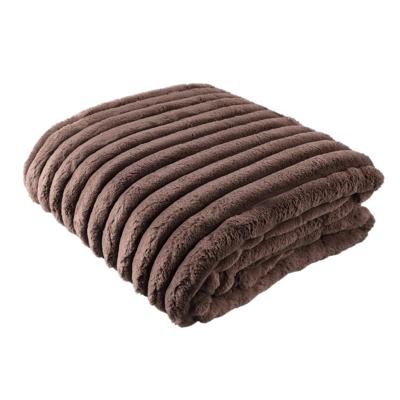 Hadi Bruine geribbelde nepbont deken groot